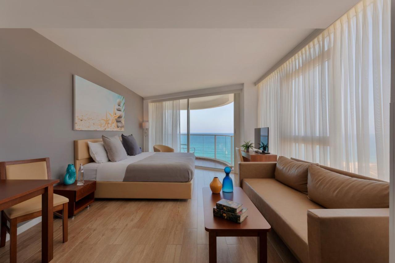 Ramada Resort Hadera Beach Exterior photo